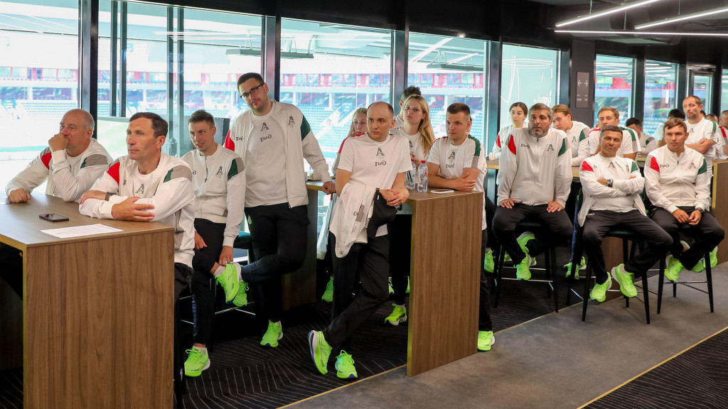 12F8A2639-64 copy.jpg 12F8A2639-64 copy.jpg